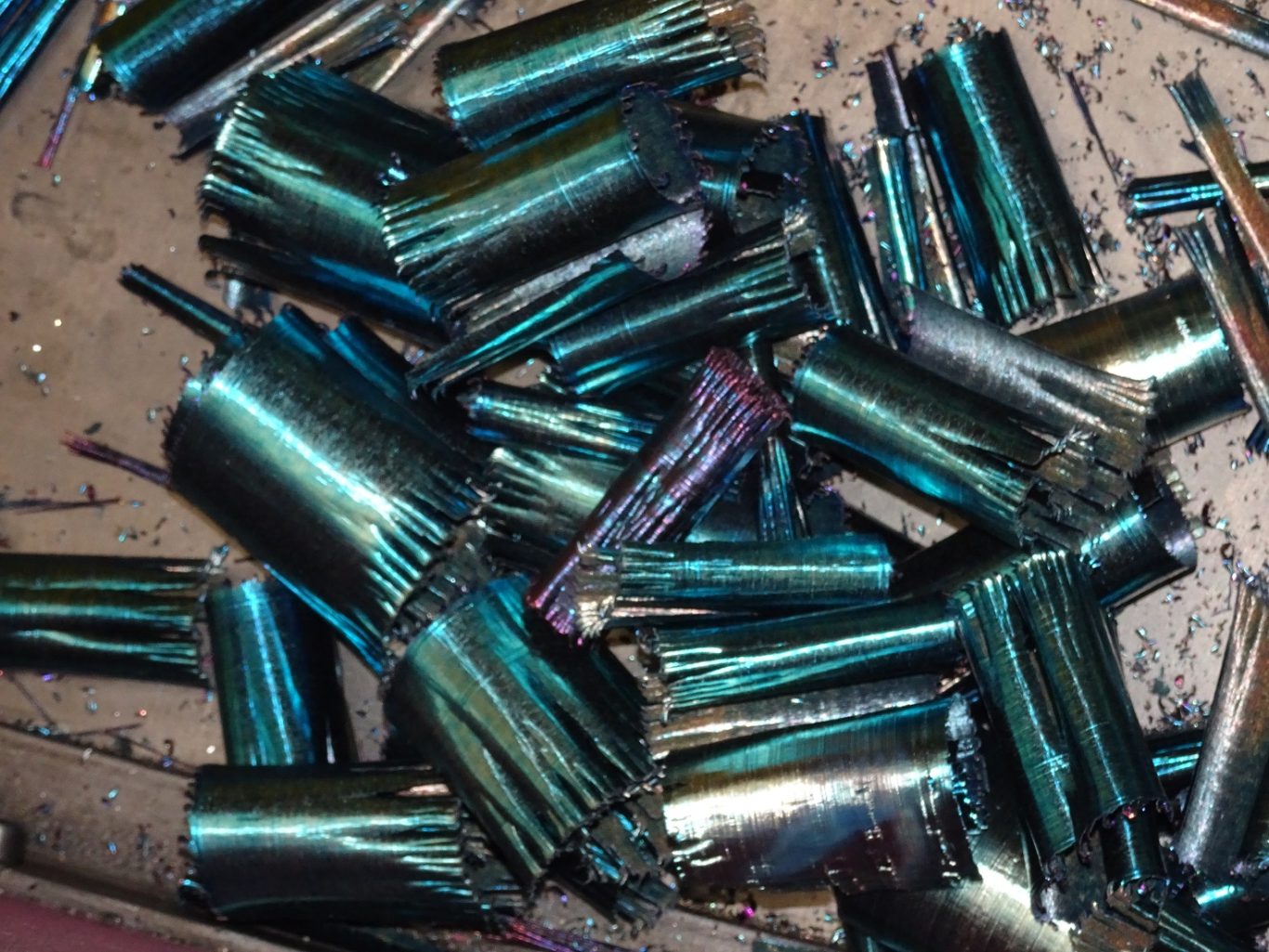 Schwerzerspanung auf einer CNC WALDRICH SIEGEN Walzendrehmaschine